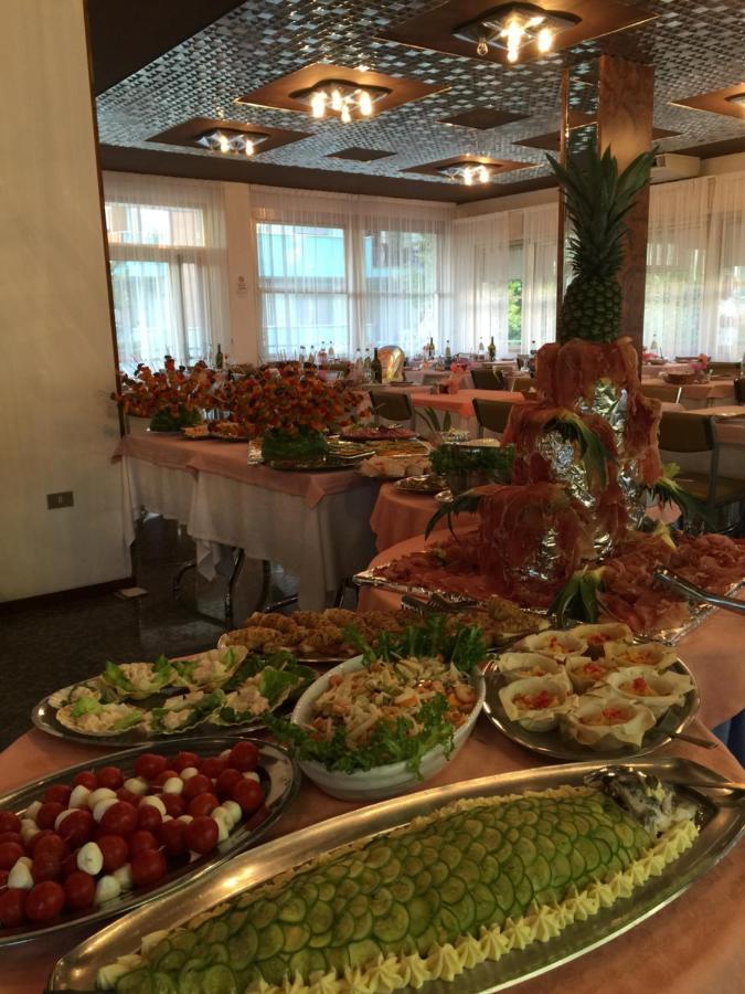 Hotel Calypso Bellaria-Igea Marina Bagian luar foto